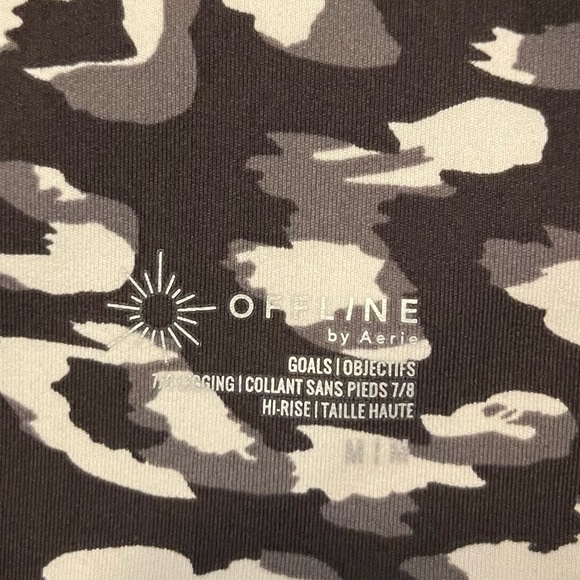 Offline by Aerie set - Picture 3 of 4